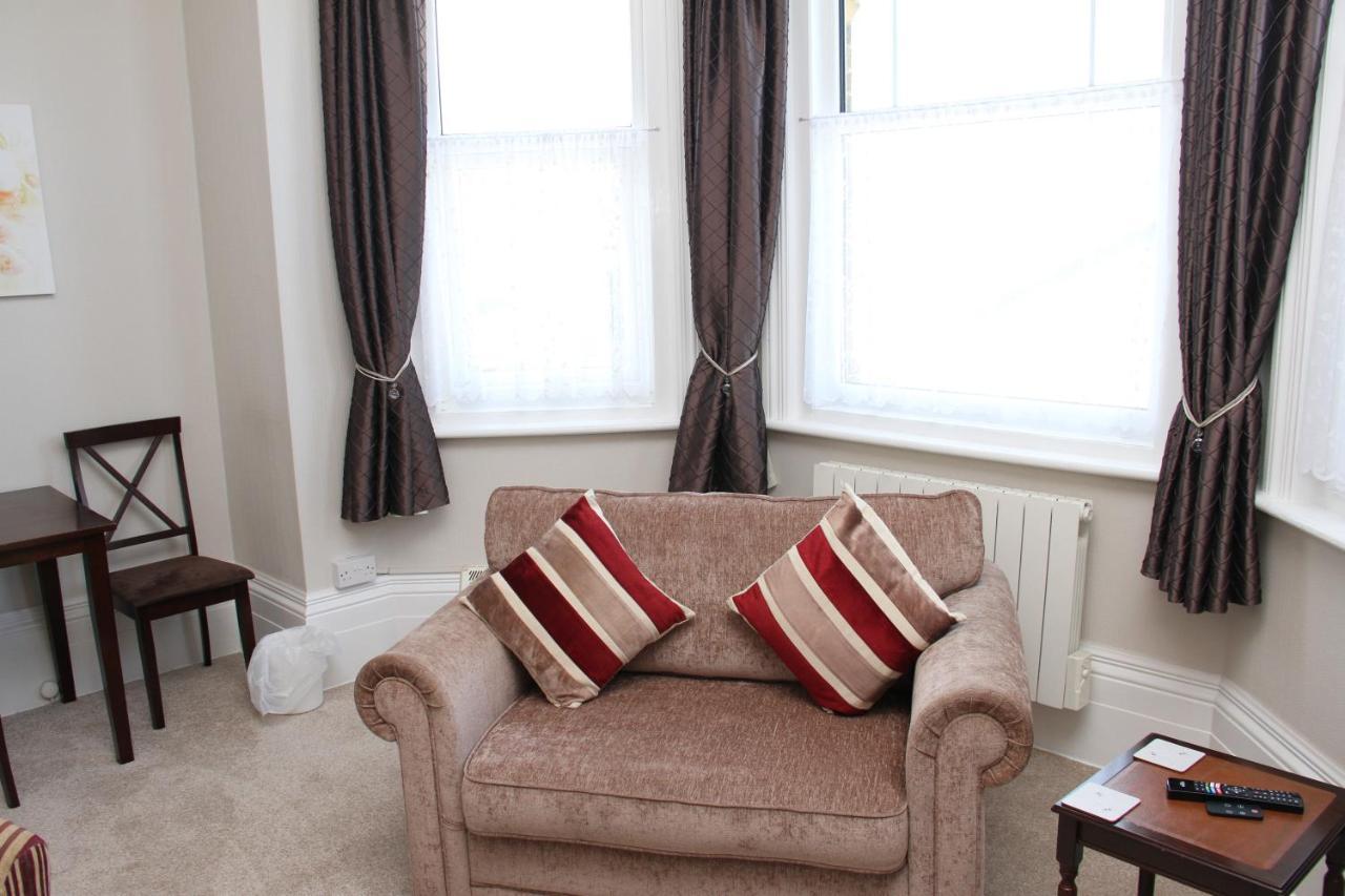 Parterre Holiday Apartments Sandown Zewnętrze zdjęcie