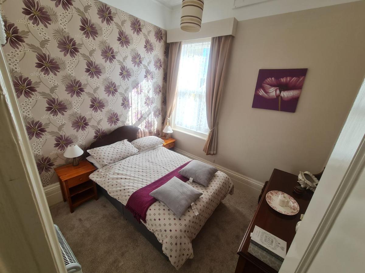 Parterre Holiday Apartments Sandown Zewnętrze zdjęcie