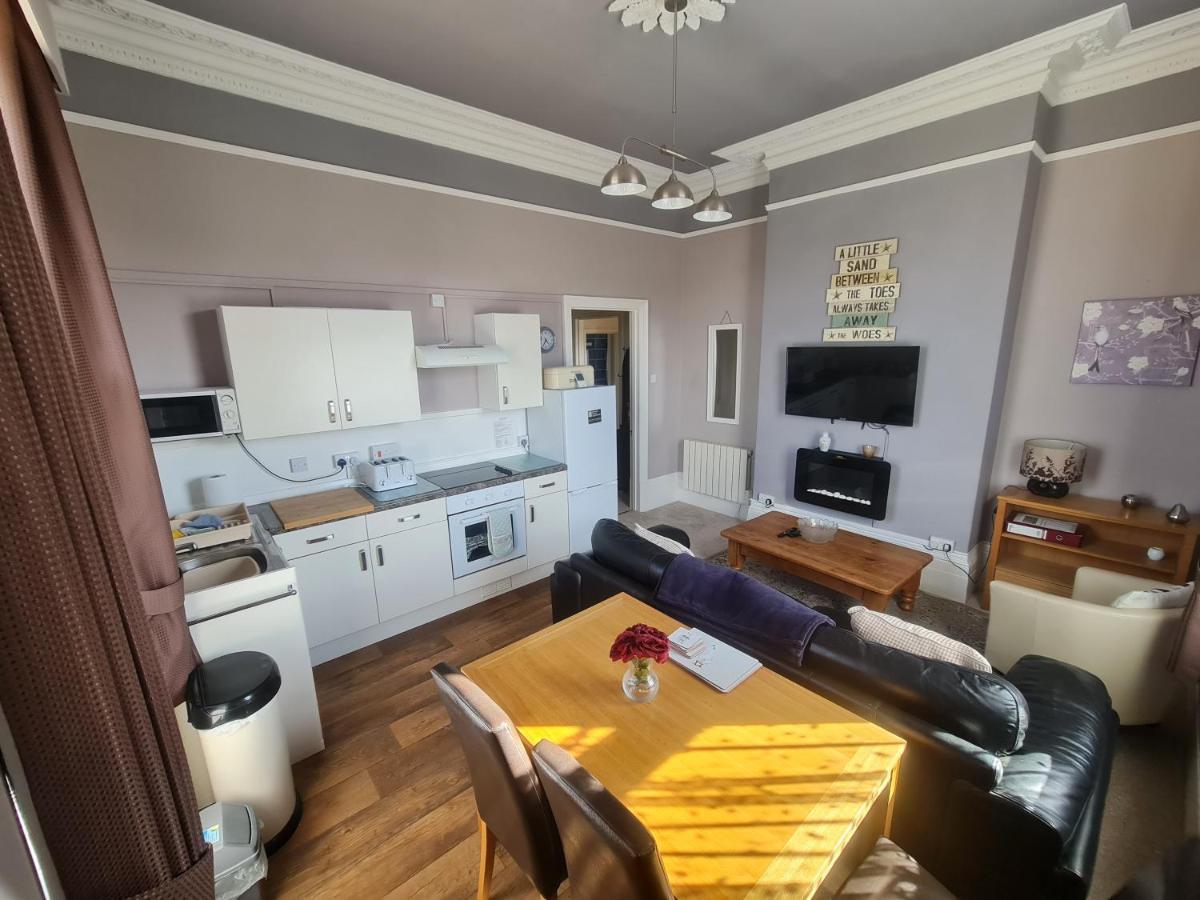 Parterre Holiday Apartments Sandown Zewnętrze zdjęcie