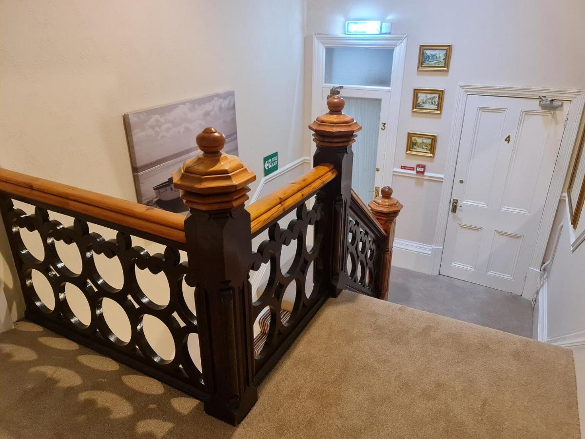 Parterre Holiday Apartments Sandown Zewnętrze zdjęcie
